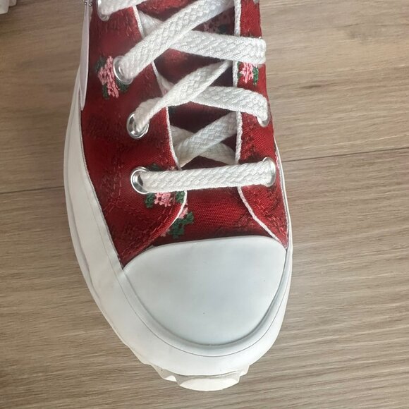 ✨Converse Run Star Hike Platform Sz 7.5 Women shoes Cross Stitch Roses A14885C - Picture 6 of 12